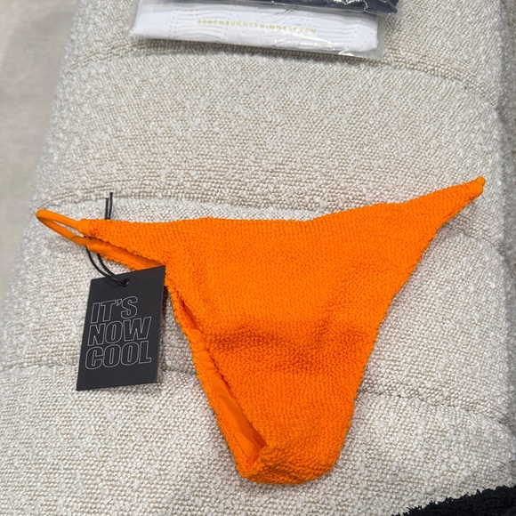 It’s now Cool Crinkled Orange Bikini Set - Picture 4 of 11
